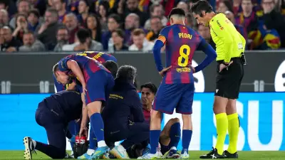 إصابة مقلقة تخرج جواو كانسيلو من مباراة برشلونة أمام سيلتا فيجو في الدوري الإسباني