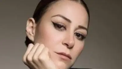 نجوم الفن يتوافدون لتقديم واجب العزاء في وفاة والد الفنانة منة شلبي