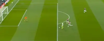 بيرنلي يهزم مان سيتي بهدفين نظيفين في غياب عمر مرموش