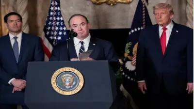 البنتاجون يعلن استقالة وزير البحرية الأمريكي دون تفاصيل وسط تصاعد التوتر مع إيران