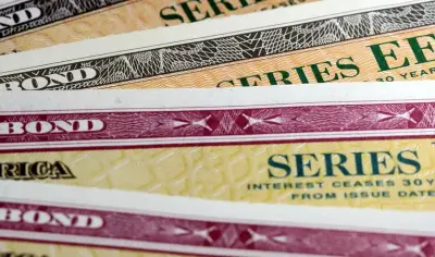 تباين عوائد السندات الأمريكية مع ترقب تطورات الشرق الأوسط