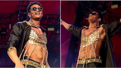 محمد رمضان يدافع عن ملابسه في كوتشيلا: لو رجع بيا الزمن هلبسها تاني