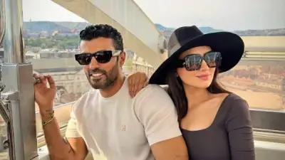 بالبرنيطة.. مي عمر ومحمد سامي في أحدث ظهور لهما