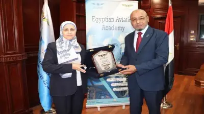 توقيع بروتوكول تعاون تدريبي بين الأكاديمية المصرية لعلوم الطيران وجامعة روافد السعودية