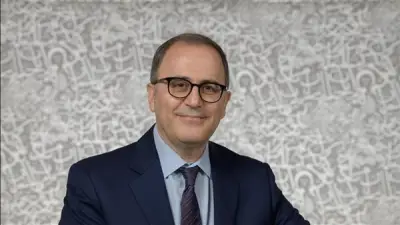 مجلس أوصياء الجامعة الأمريكية بالقاهرة يجدد الثقة في الدكتور أحمد دلال لفترة رئاسية ثانية