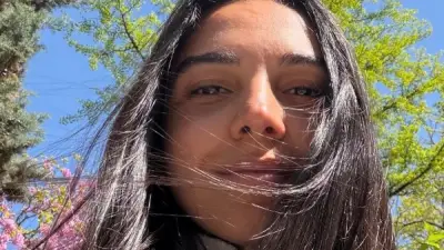 سلمى أبو ضيف تتألق بإطلالة كاجوال جديدة وتستعد لفيلمي إذما والكراش