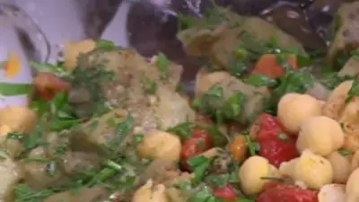 طريقة عمل باذنجان بالفلفل المشوي كمقبلات شهية ولذيذة