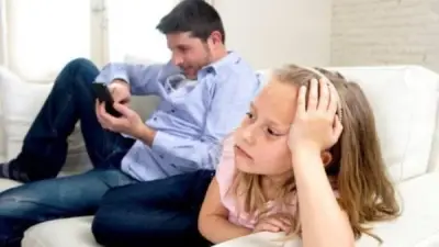 النفقة لا تسقط بالطلاق.. فتوى حاسمة تُلزم الأب بالإنفاق على أبنائه