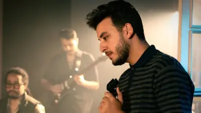 الحسن عادل يطرح كليب 