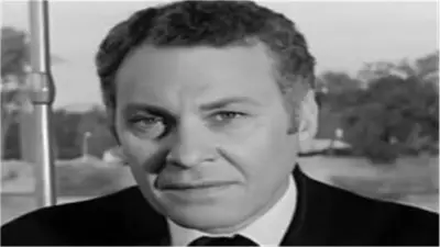 في ذكرى وفاة محمود مرسي.. نجوم ساروا على خطاه من الإعلام إلى الفن