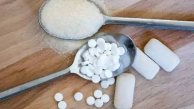 هل محلي الأسبارتام الشهير يسبب السرطان؟ حقيقة الأضرار والبدائل الطبيعية