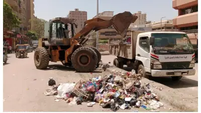 محافظ الجيزة يضبط فرزًا عشوائيًا للمخلفات بوراق الحضر ويوجه بتحرير محضر بيئي