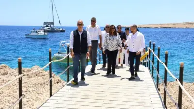 وزيرة البيئة تتفقد محمية رأس محمد وتوجه بتطوير الخدمات البحرية