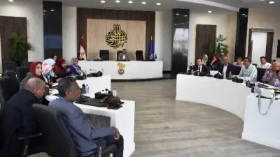 نائب محافظ أسوان يعقد اجتماعًا تنسيقيًا لتفعيل بروتوكولات التوأمة لدعم التعلم مدى الحياة