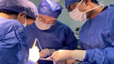 جراحات دقيقة تنقذ مصابي حادثين في مستشفى الخانكة التخصصي