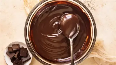 طريقة عمل صوص الشوكولاتة باحترافية وأقل تكاليف