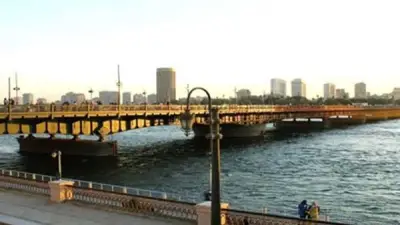 إنقاذ رجل من الانتحار أعلى كوبري قصر النيل بسبب خلافات زوجية