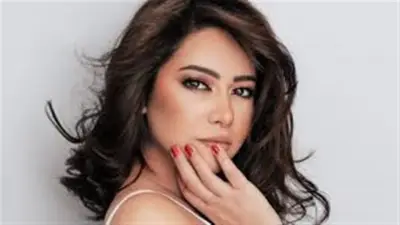 شيرين عبدالوهاب تعلن تعاونها مع محمد حماقي في أغنية جديدة