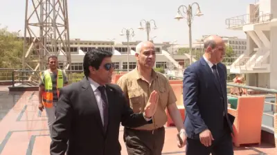 صندوق القرية الأوليمبية بجامعة أسيوط يبحث تطوير المنشآت الرياضية وتجديد التعاقدات