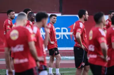 تورو يرفض الحذر ويتمسك بالقوة الضاربة للأهلي أمام بيراميدز