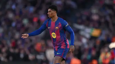 الرائع أصبح منبوذا.. هل أخطأ برشلونة في قراره بشأن راشفورد؟