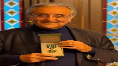 وزيرة الثقافة تهنئ رمزي يسى بمنحه وسام فارس للفنون والآداب من فرنسا