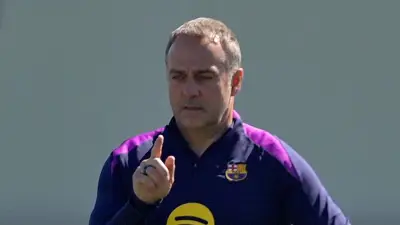 مفاجأة.. فليك يتواصل لأول مرة مع ألفاريز لضمه لبرشلونة