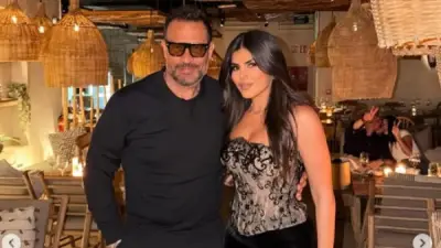 زوجة ماجد المصري تتألق بجمبسوت أسود أنيق في مدريد