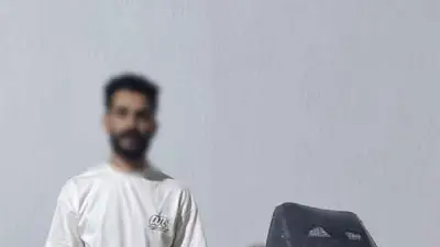 ضبط قائد دراجة نارية صدم طفلاً من ذوي الهمم وفر هارباً بالبحيرة