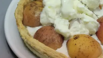 طريقة عمل تارت الخوخ في المنزل بمذاق لا يقاوم