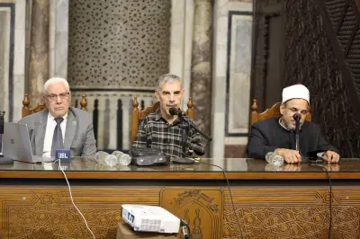 ملتقى التفسير بالأزهر: الغراب من المخلوقات التي أودع الله فيها وظائف دقيقة