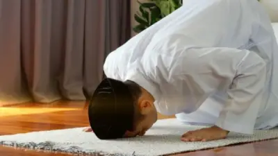 حكم تكرار الاستعاذة في كل ركعة من ركعات الصلاة.. الإفتاء توضح