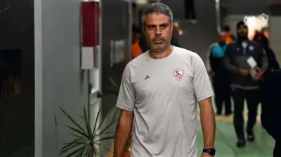 معتمد جمال يوجه تعليمات صارمة للاعبي الزمالك قبل مواجهة إنبي الحاسمة