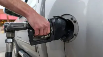 زيادة جديدة لأسعار البنزين أم تثبيت؟ موعد اجتماع لجنة التسعير