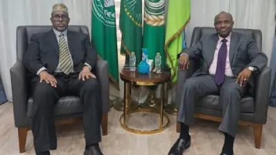 سفير الصومال بالقاهرة يبحث مع نظيره الجيبوتي تعزيز التعاون الثنائي