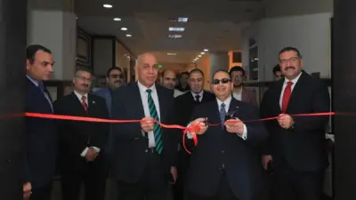 رئيس جامعة كفر الشيخ يفتتح وحدة الذكاء الاصطناعي بكلية الزراعة