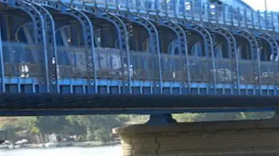 العثور على جثة سائق سقط من قطار أعلى كوبري إمبابة