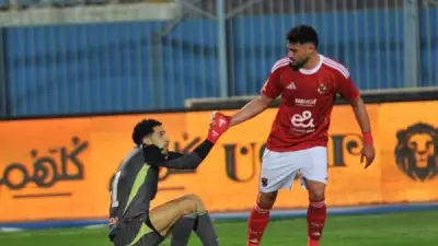 صدمة وبكاء شوبير في غرفة ملابس الأهلي بعد ثلاثية بيراميدز