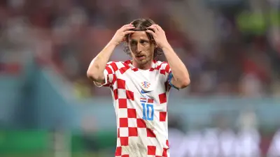 الاتحاد الكرواتي يحسم الجدل بشأن موقف مودريتش من كأس العالم بعد الجراحة