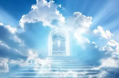 تاج النور يوم القيامة لمن علم أبناءه القرآن.. الإفتاء توضح الفضل العظيم