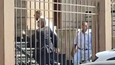 ميدو يصل محكمة الأميرية لحضور جلسة محاكمة نجله في قضية مخدرات