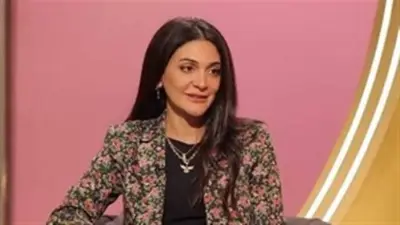 موعد ومكان عزاء والد ليلى فاروق طليقة أمير عيد الأربعاء بالمعادي