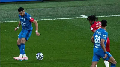 الهلال يتقدم على ضمك بهدف سافيتش في الشوط الأول بالدوري السعودي