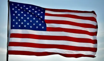 استطلاع يظهر تراجعاً غير مسبوق في أوضاع الأمريكيين المالية