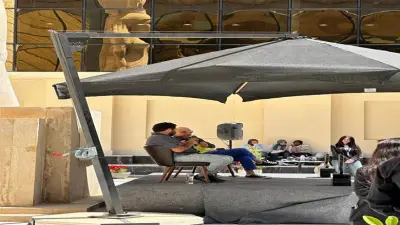 خيري بشارة يشيد بالمخرج عمر الزهيري: يملك طاقة إبداعية كبيرة