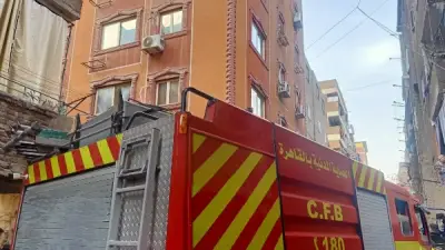 إخماد حريق شركة بالشيخ زايد وعمليات تبريد لمنع تجدد الاشتعال