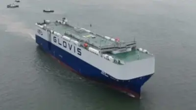 الصين تطلق أكبر ناقلة سيارات في العالم تعمل بالطاقة النظيفة