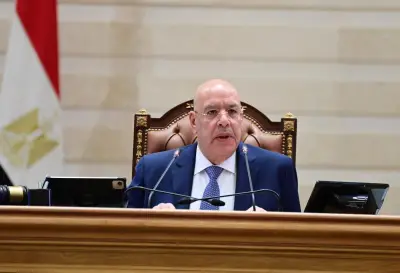 هشام بدوي يهنئ الرئيس السيسي بعيد العمال ويشيد بدور العمال في التنمية