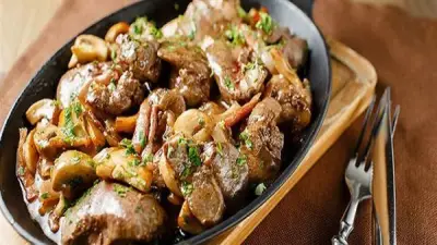 طريقة عمل كبدة الفراخ لغداء سريع واقتصادي في نهاية الشهر