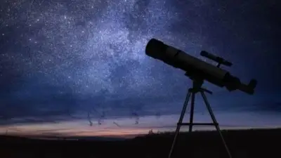 زخة شهب إيتا الدلويات تزين السماء في ذروتها الليلة